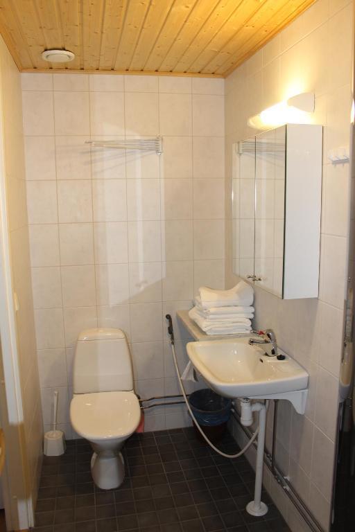 Motelli Jaetkaenkolo Pello Ngoại thất bức ảnh